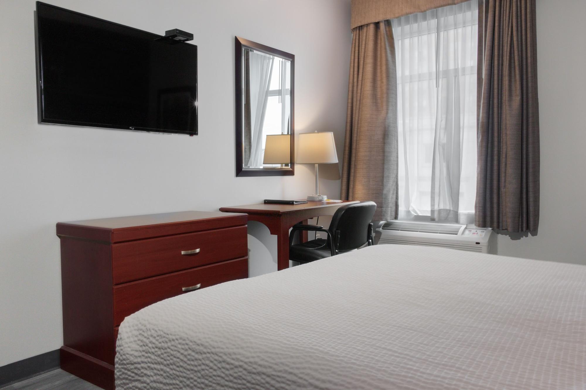 Days Inn By Wyndham Hamilton - Downtown Екстер'єр фото