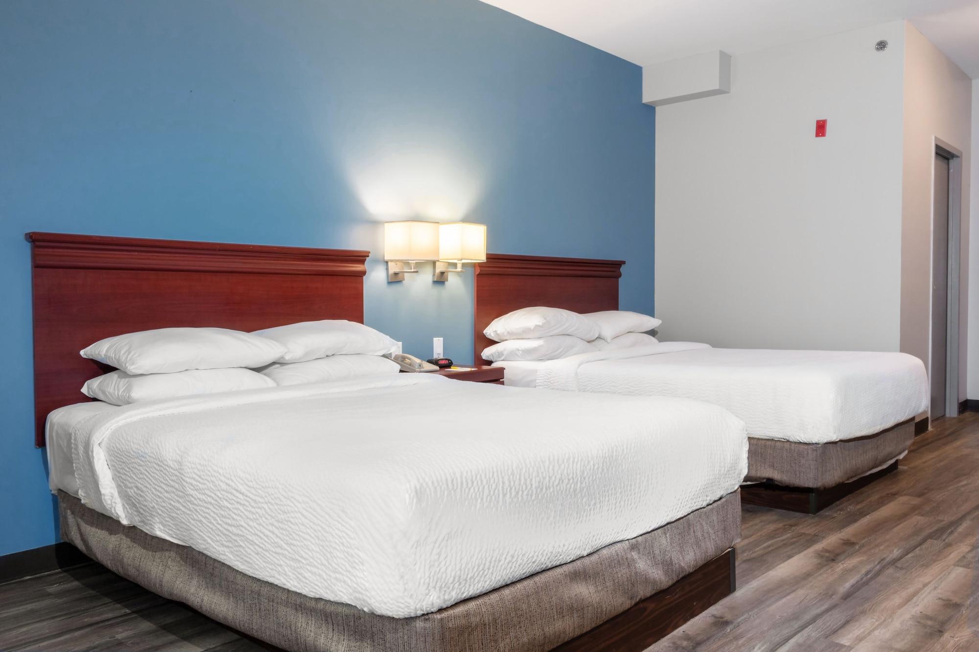 Days Inn By Wyndham Hamilton - Downtown Екстер'єр фото